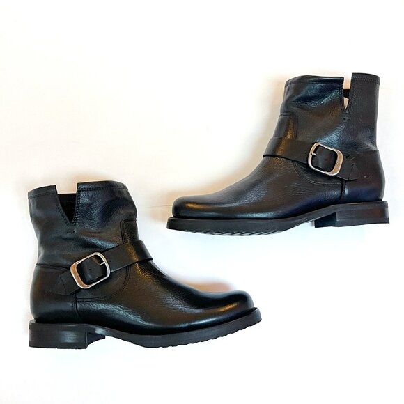 NIB Frye Black Leather Combat Boots - Picture 1 of 11